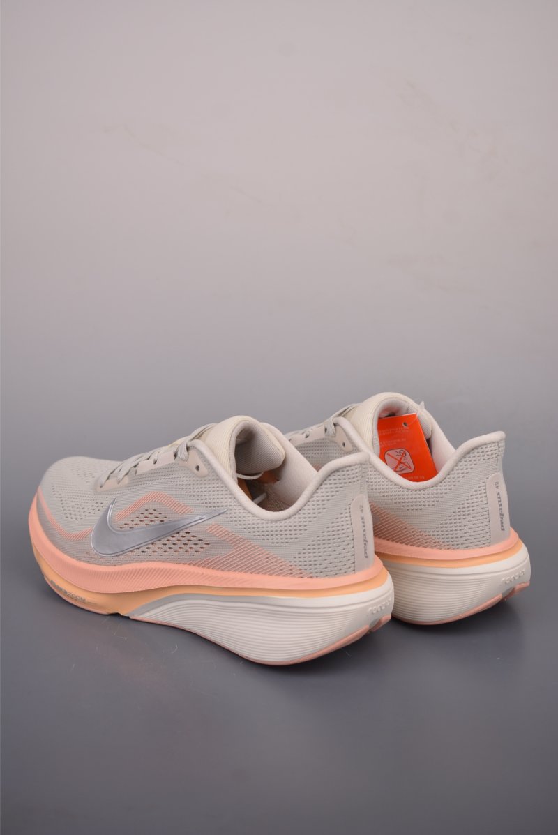 Nike Zoom Pegasus 42 view