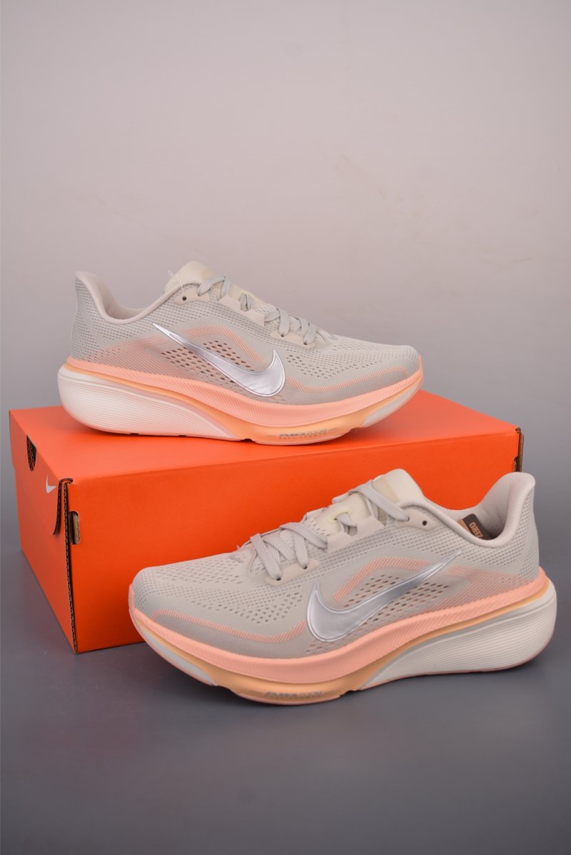 Nike Zoom Pegasus 42 view