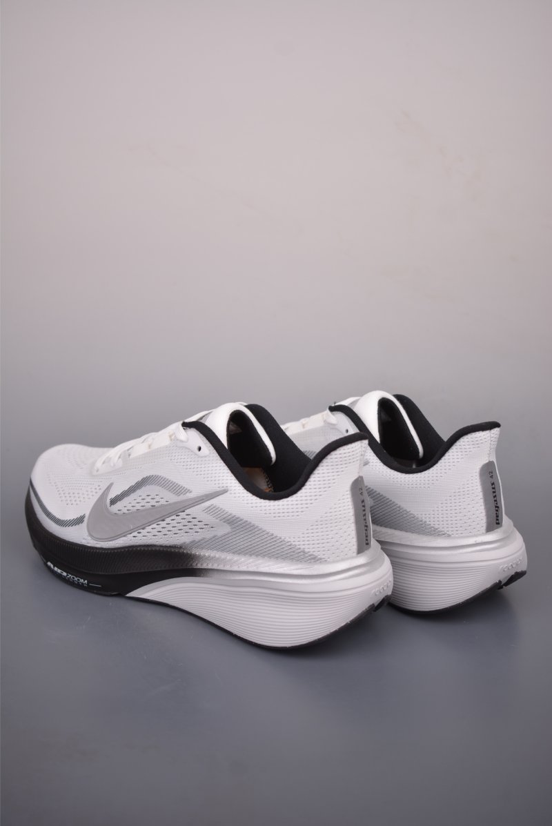Nike Zoom Pegasus 42 view