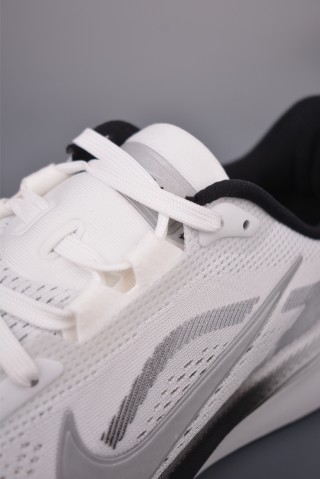 Nike Zoom Pegasus 42 view 7
