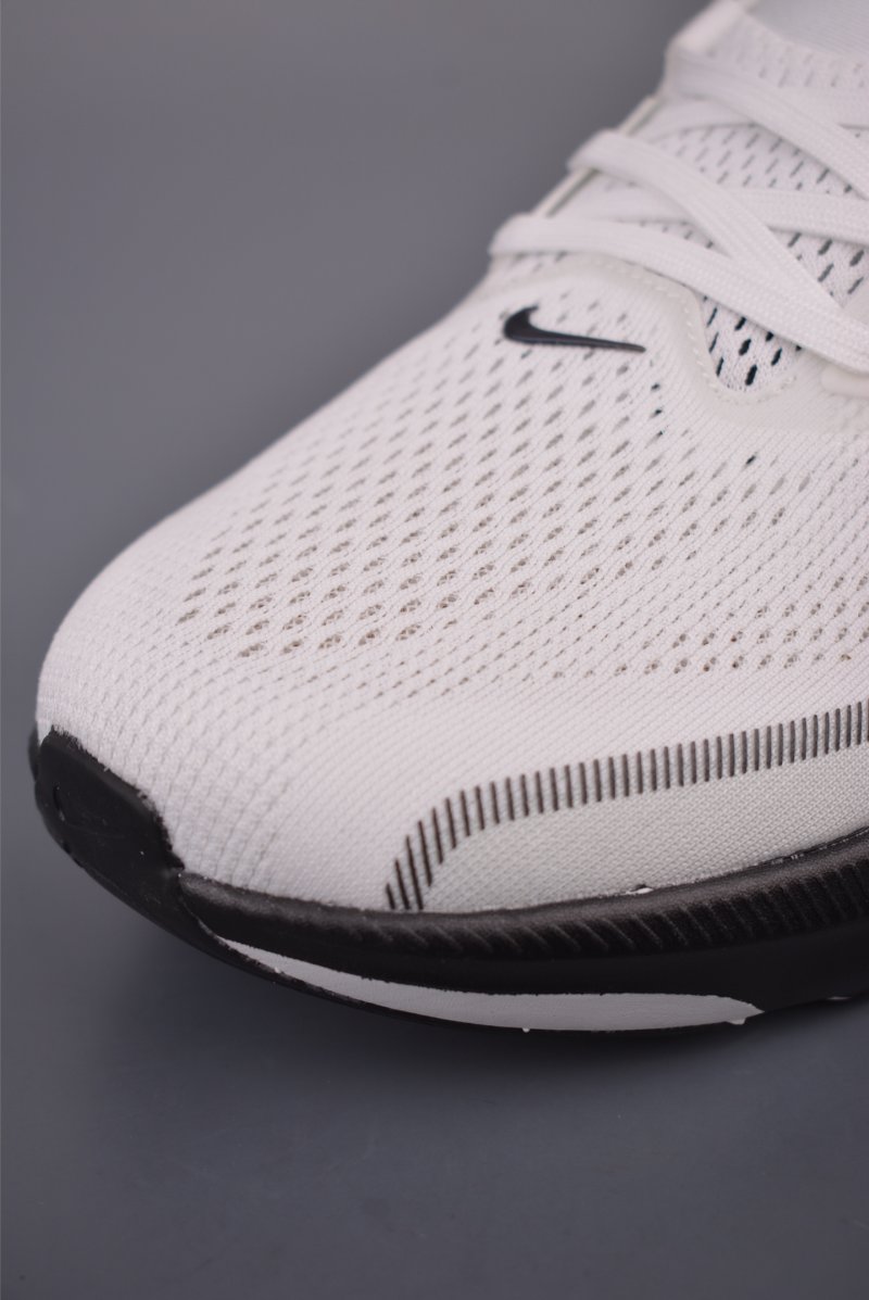 Nike Zoom Pegasus 42 view