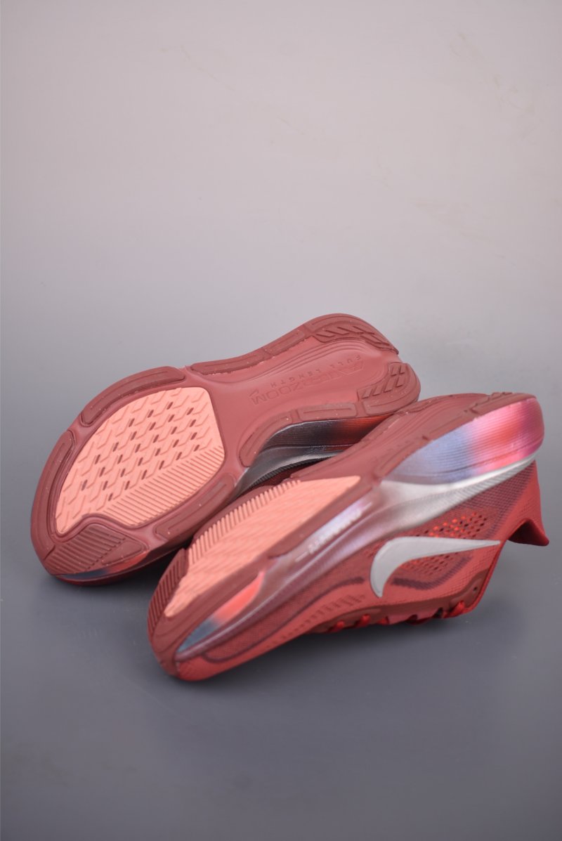 Nike Zoom Pegasus 42 view