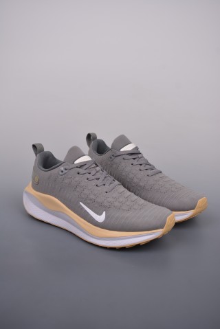 Nike Zoom React Infinity Run FK 4 view 1