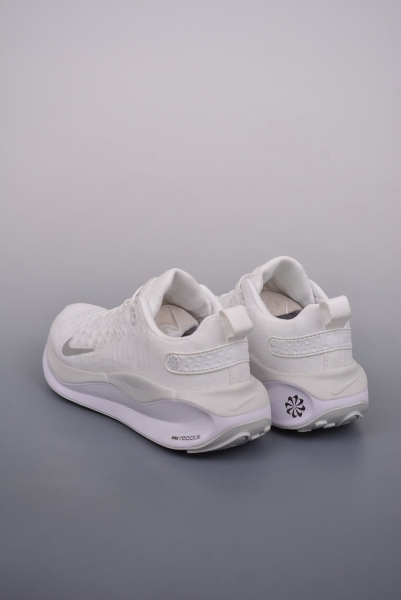 Nike Zoom React Infinity Run FK 4 view