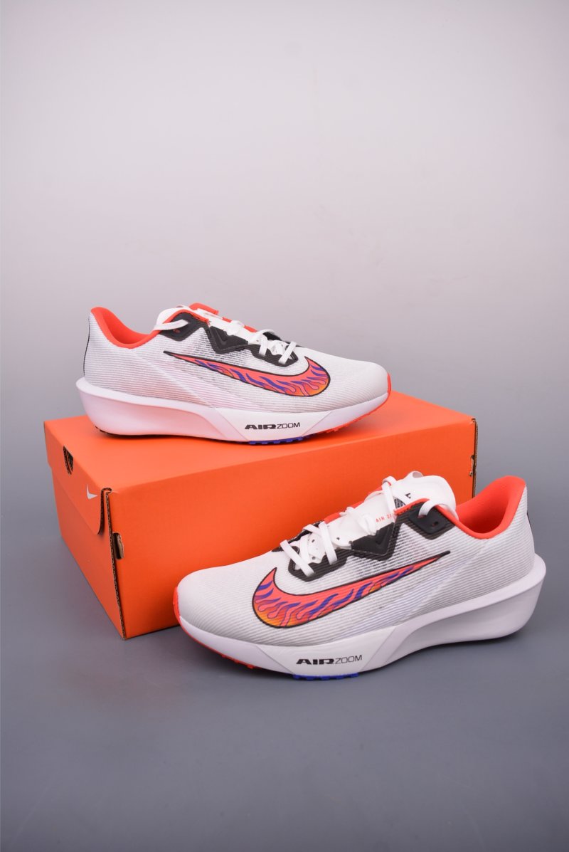 Nike Zoom Rival Fly 4 view