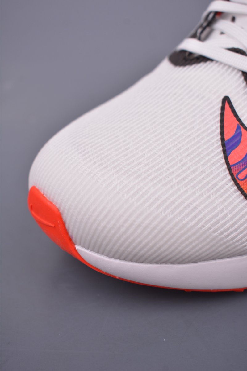 Nike Zoom Rival Fly 4 view