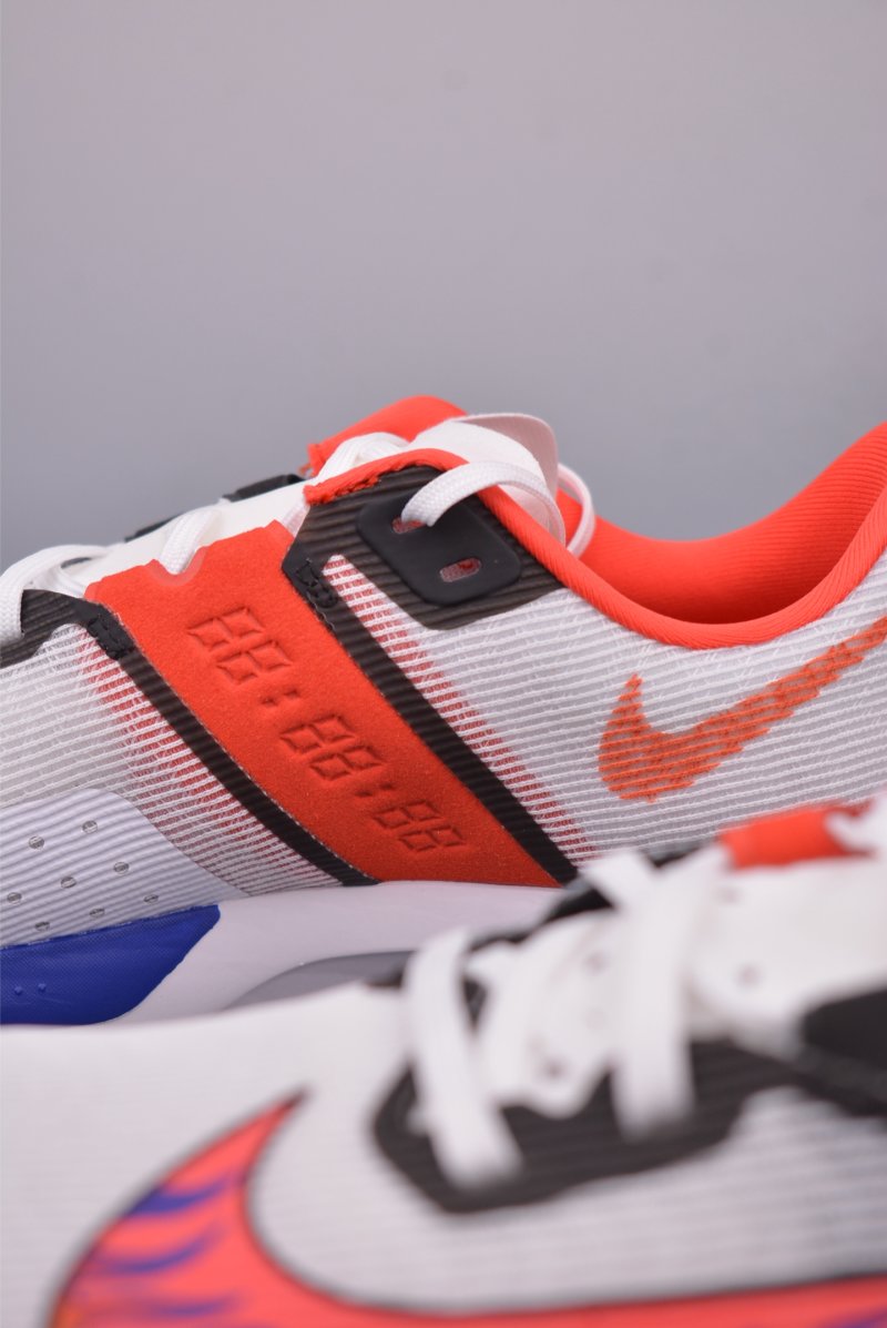 Nike Zoom Rival Fly 4 view
