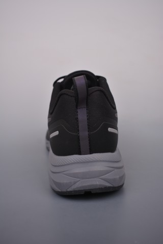 Nike Zoom Winflo 9X view 4
