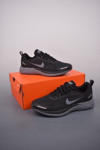 Nike Zoom Winflo 9X view 5