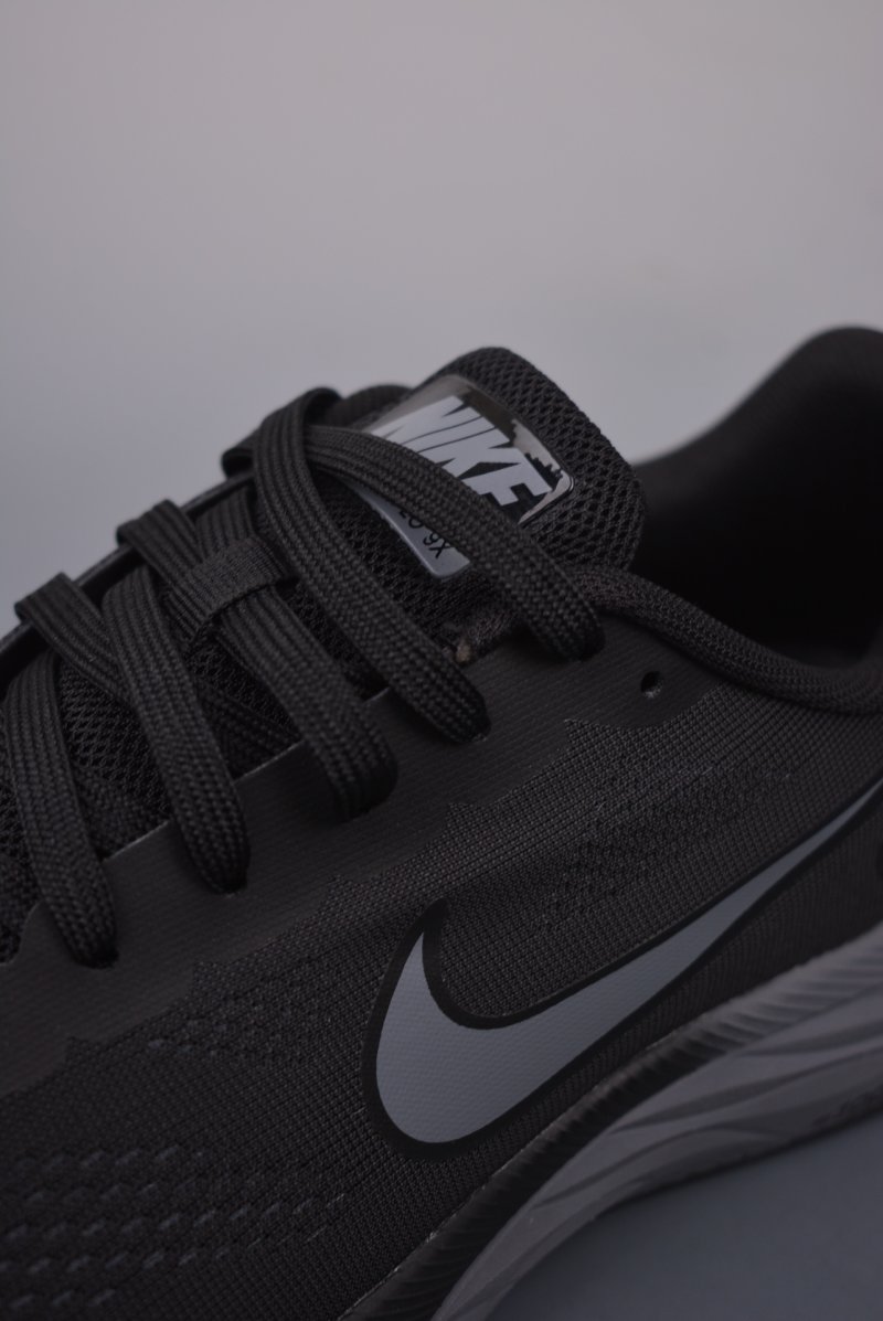 Nike Zoom Winflo 9X view