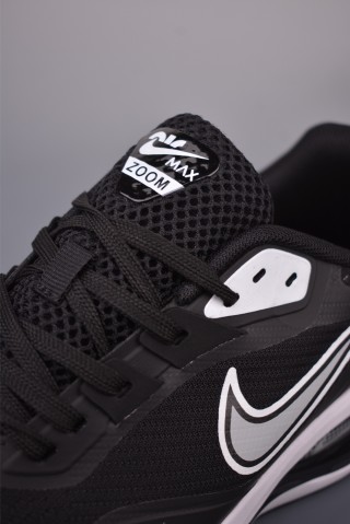 Nike Zoom Winflo view 7