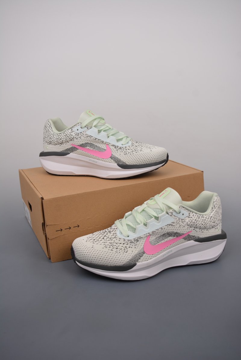Nike Zoom Winflo 11 view