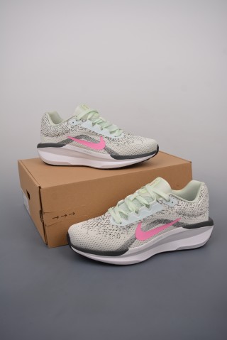 Nike Zoom Winflo 11 view 5