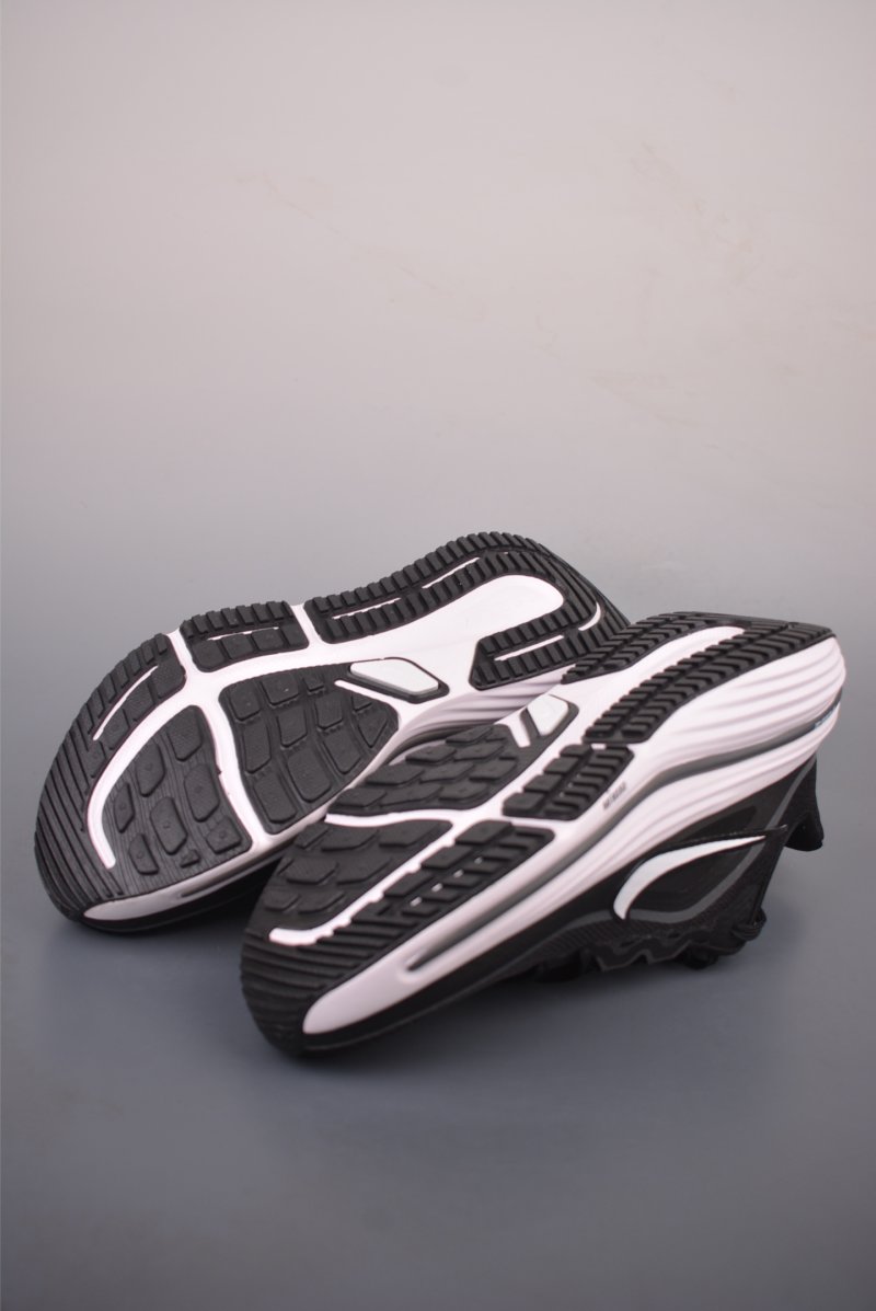 Nike Zoom Winflo 12 view