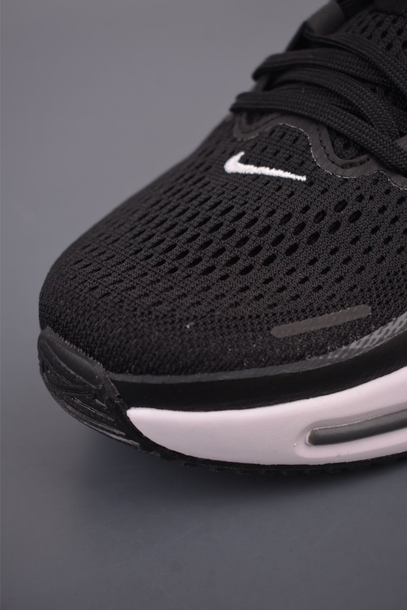 Nike Zoom Winflo 12 view