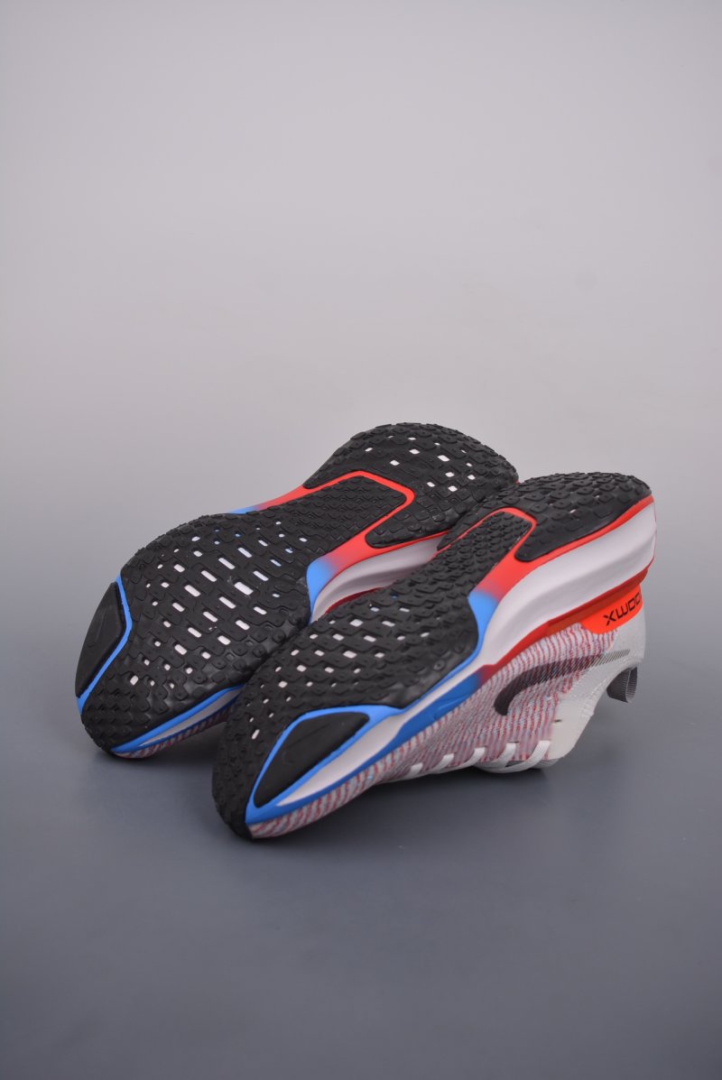 Nike Zoom X Invincible Run FK 3 view