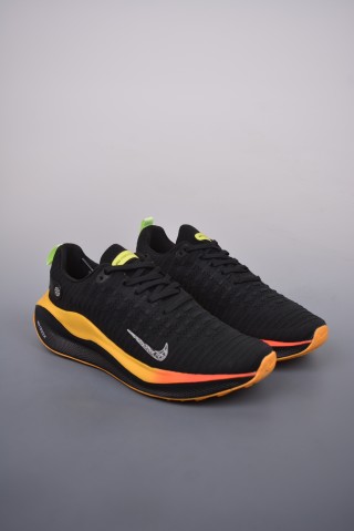 Nike Zoom X Invincible Run 4