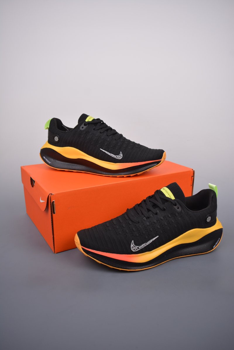 Nike Zoom X Invincible Run 4 view