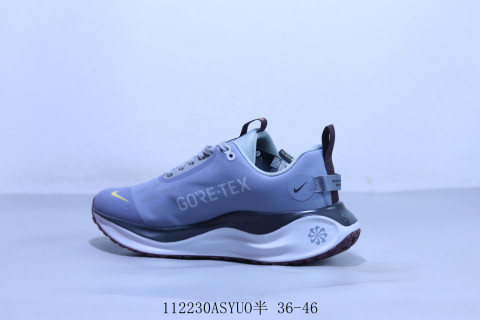 Nike ZoomX Invincible Run FK 4 view 2