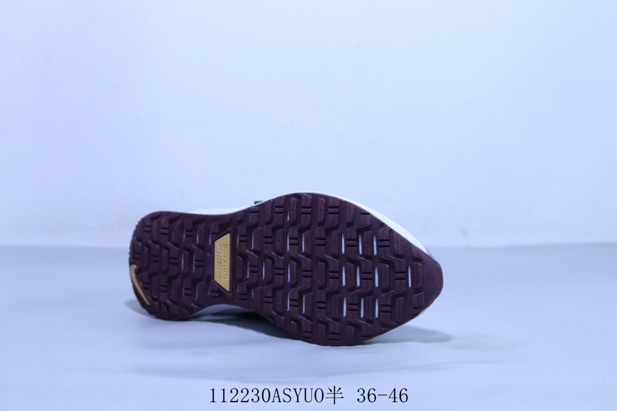 Nike ZoomX Invincible Run FK 4 view