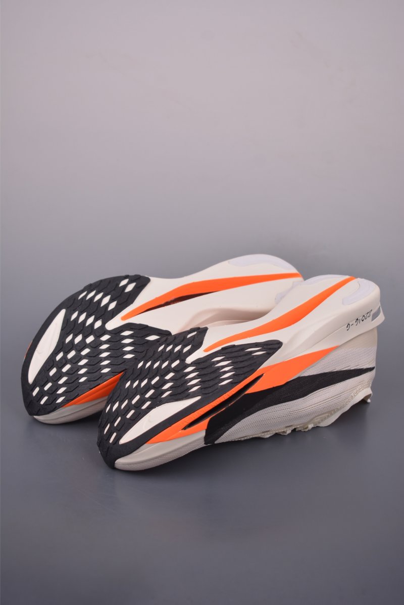 Nike ZoomX Streakfly 2 view