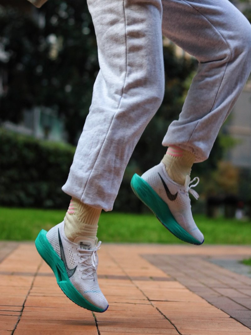 Nike ZoomX Vaporfly Next%3 view
