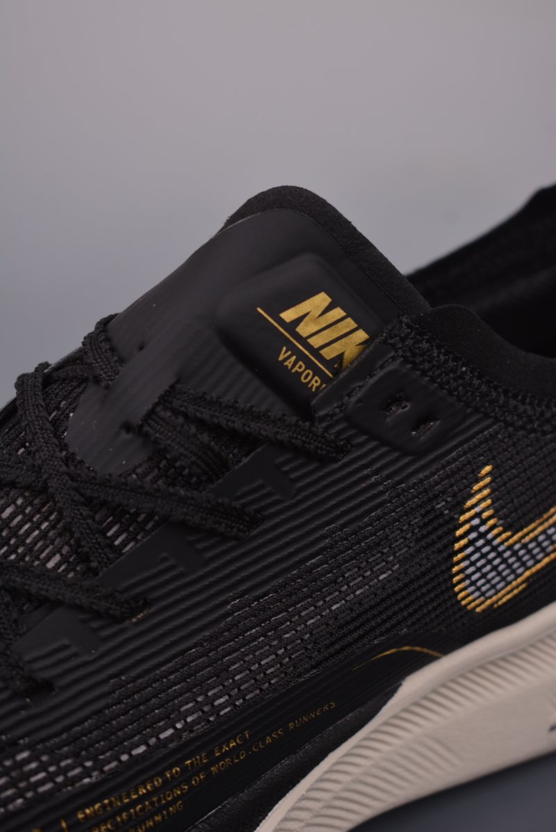Nike ZoomX Vaporfly Next% view