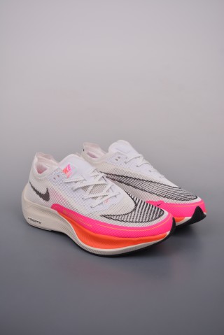 Nike ZoomX Vaporfly Next% view 1