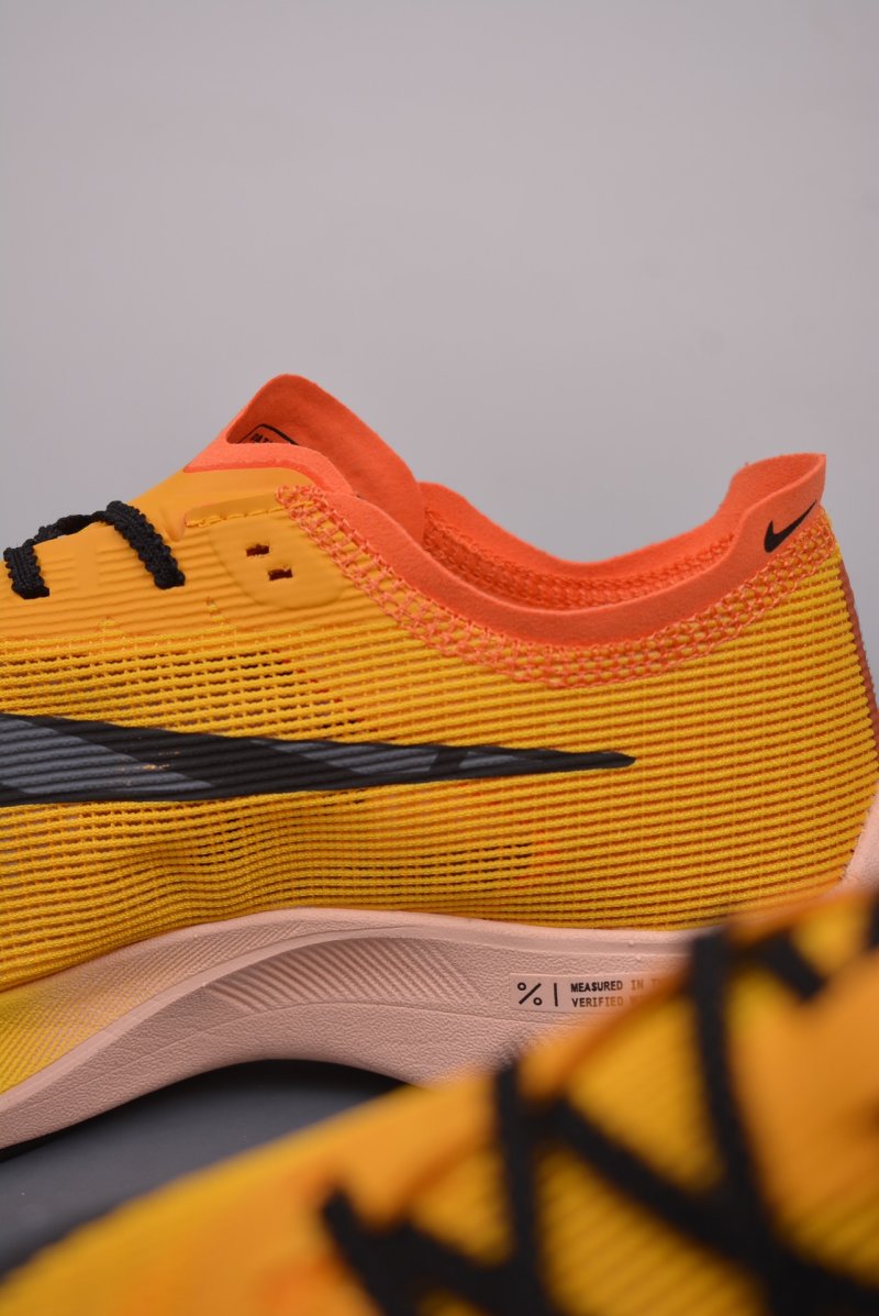 Nike ZoomX Vaporfly Next% view
