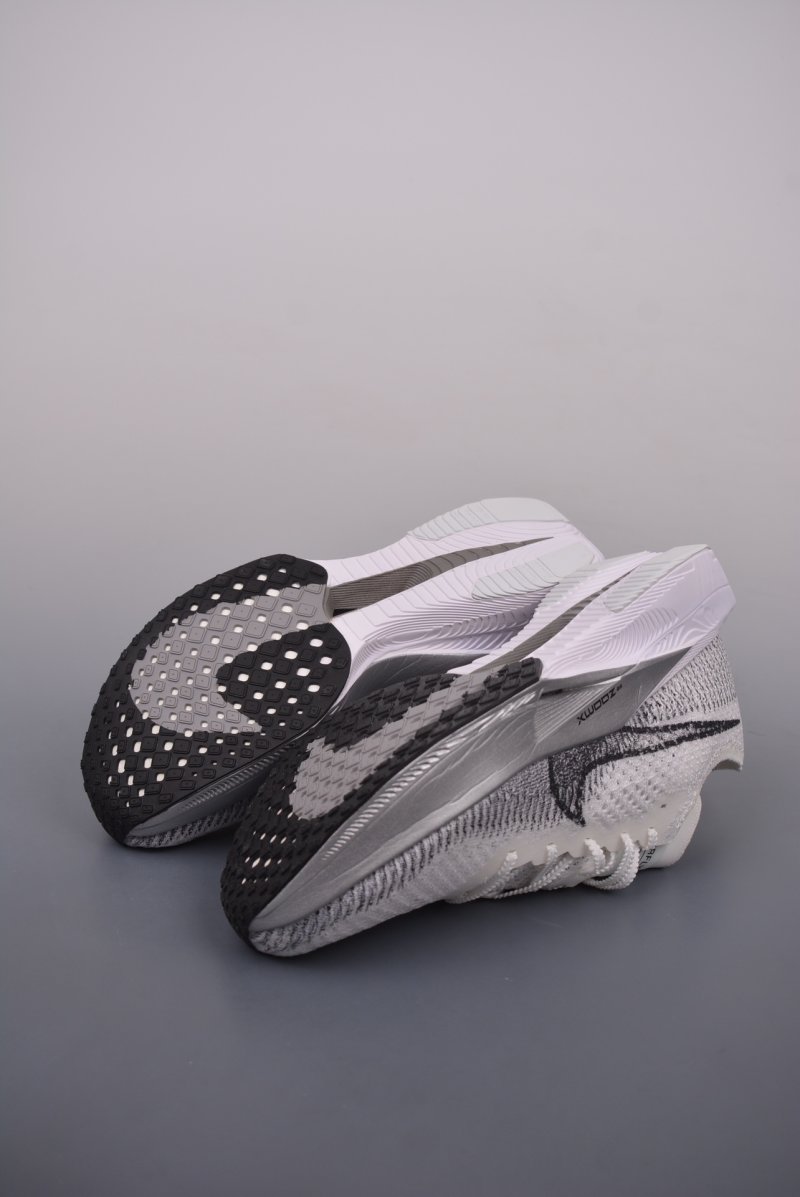 Nike ZoomX Vaporfly Next%3 view