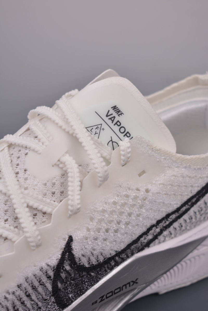 Nike ZoomX Vaporfly Next%3 view
