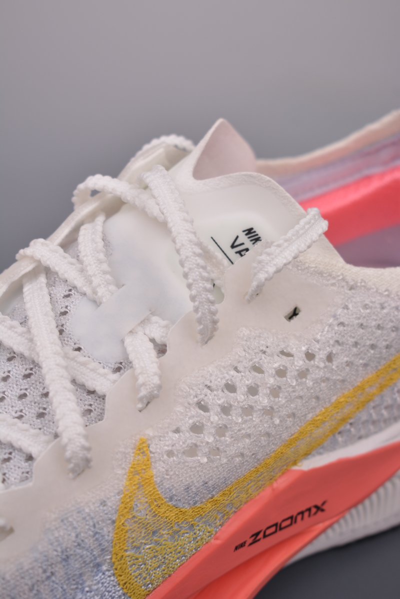 Nike ZoomX Vaporfly Next%3 view