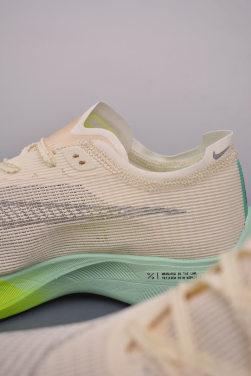Nike ZoomX Vaporfly Next% view