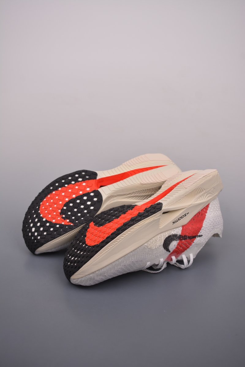 Nike ZoomX Vaporfly Next%3 view