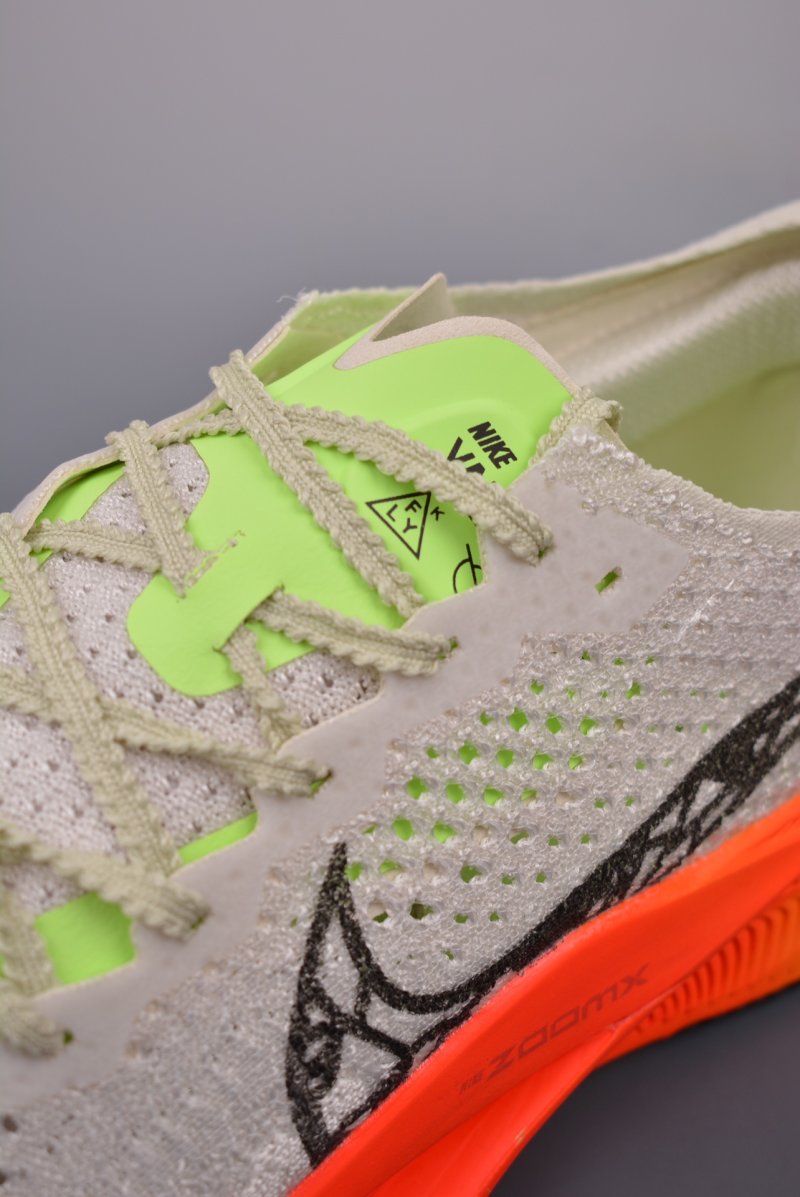 Nike ZoomX Vaporfly Next%3 view