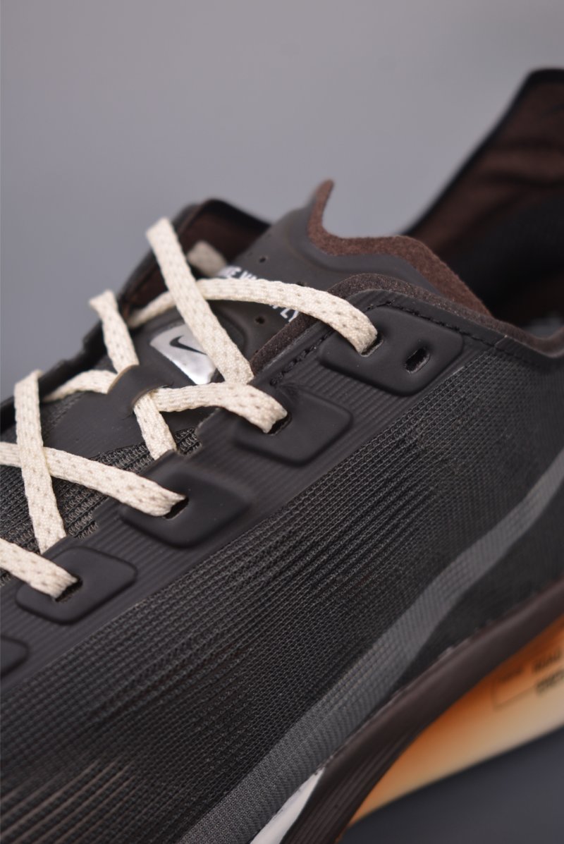 Nike ZoomX Vaporfly Next%4 view
