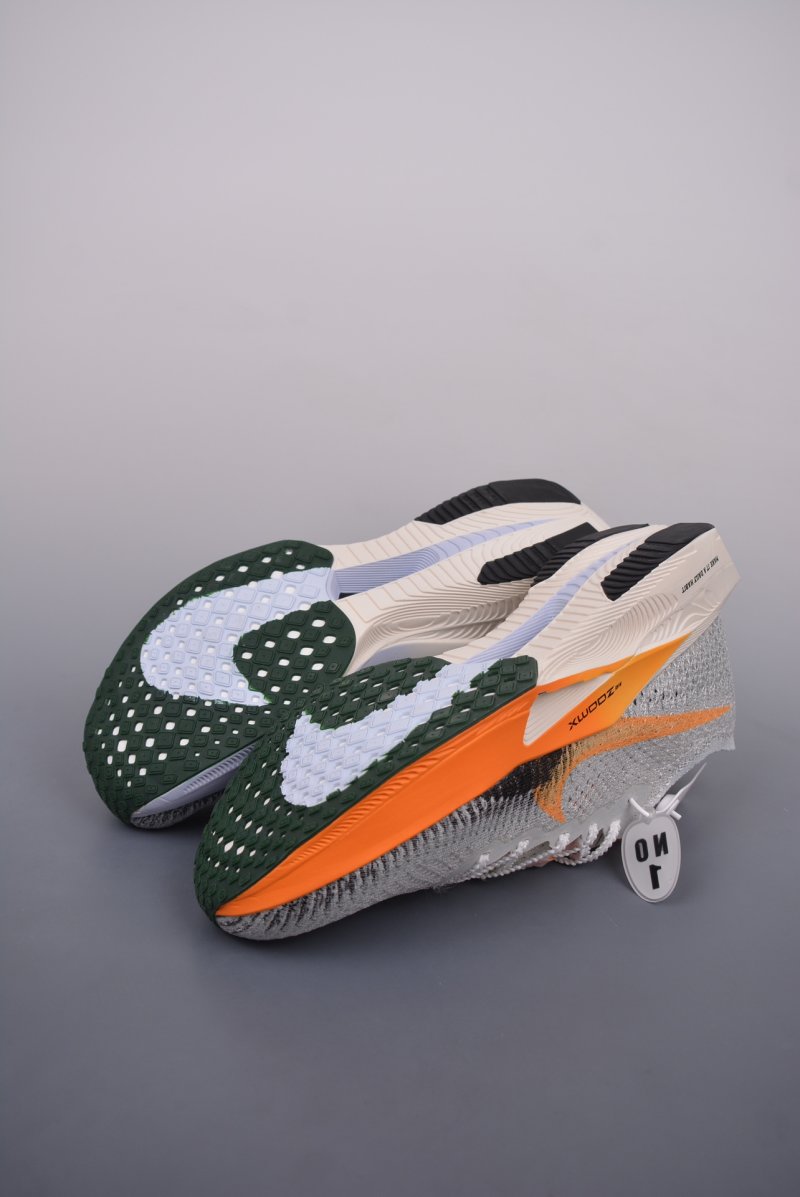Nike ZoomX Vaporfly Next%3 view