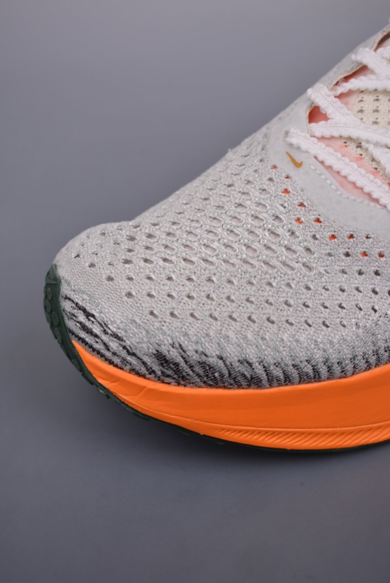 Nike ZoomX Vaporfly Next%3 view