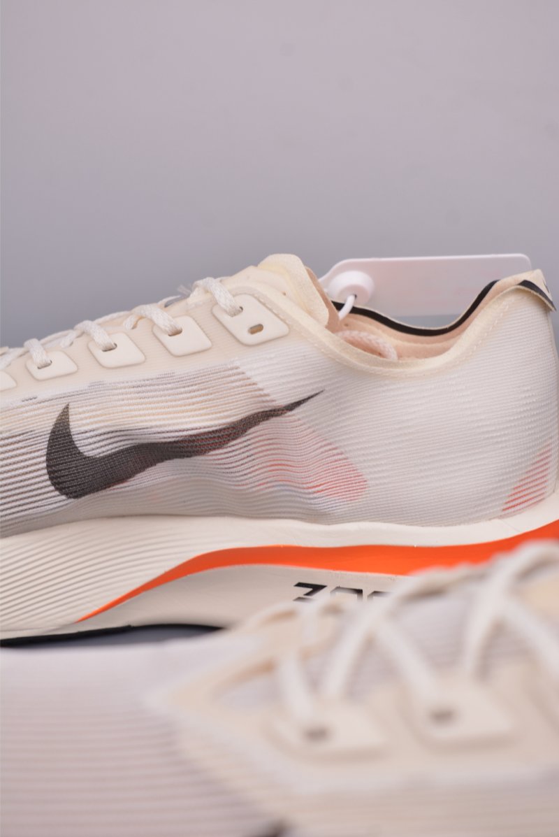 Nike ZoomX Vaporfly Next%4 view