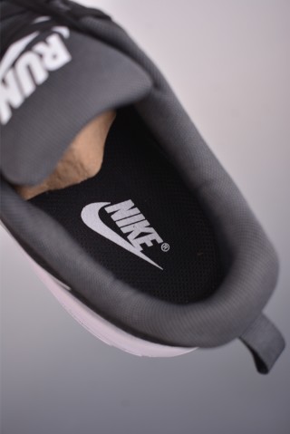 Nike Journey Run view 9