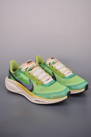 Nike Women's Pegasus 41 SE