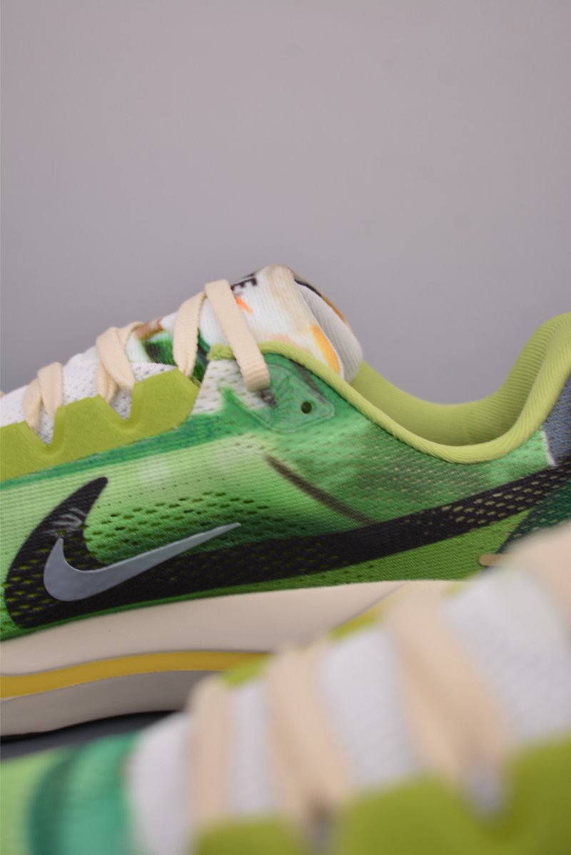 Nike Women's Pegasus 41 SE view