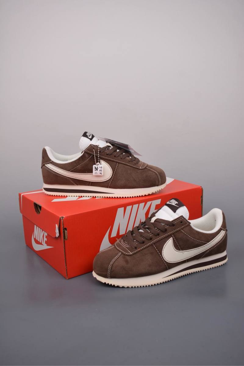 Nike Classic Cortez Leather view