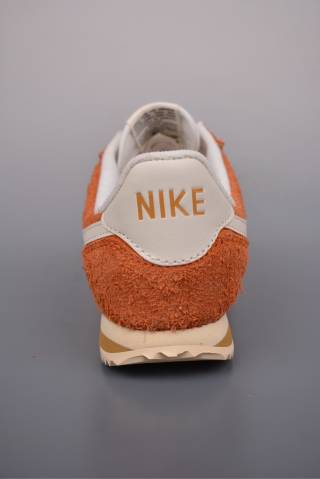 Nike Classic Cortez Leather view 4