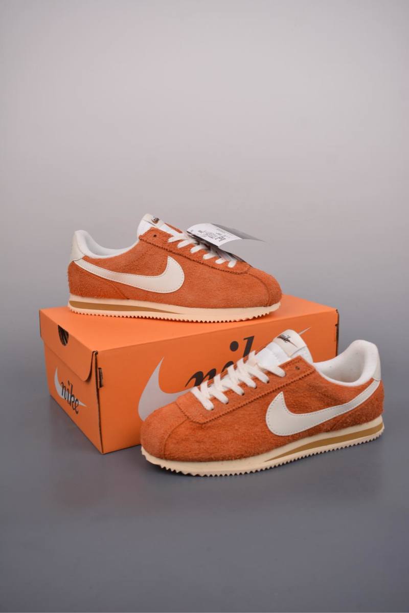 Nike Classic Cortez Leather view