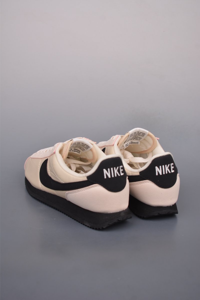Nike Classic Cortez Leather view