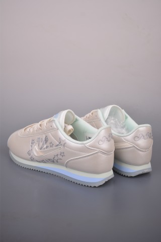 Nike Classic Cortez Leather view 2