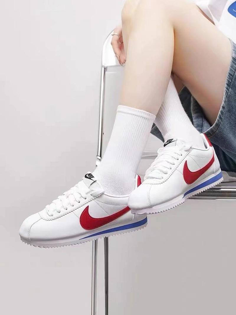 Nike Classic Cortez Leather view