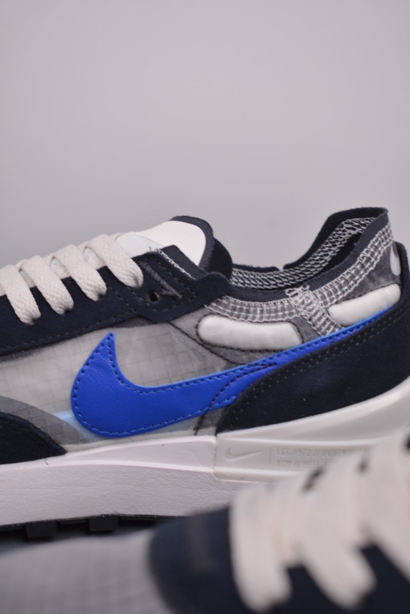 Nike Waffle One 'Blue / Red' view