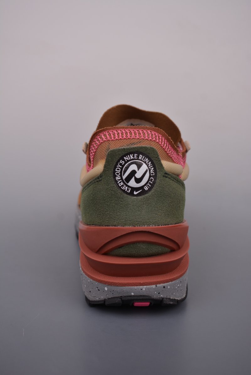 Nike Waffle One 'White / Beige' view
